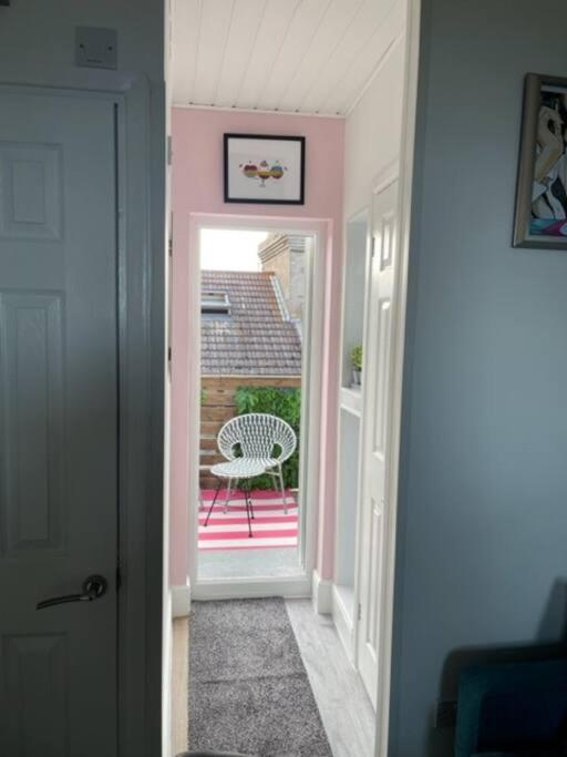"The Parlour" Seafront Apartment Eastbourne Zewnętrze zdjęcie
